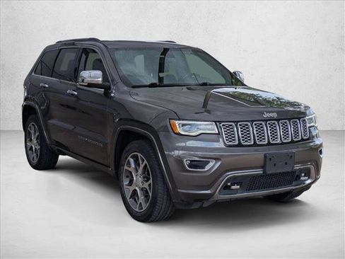 Used 2019 Jeep Grand Cherokee Overland w/ Interior Metal Package RWD image 3