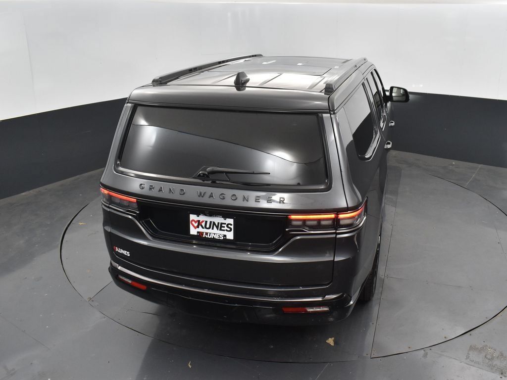 Used 2024 Jeep Grand Wagoneer L Series II w/ Quick Order Packagew 28T AWD/4WD image 34