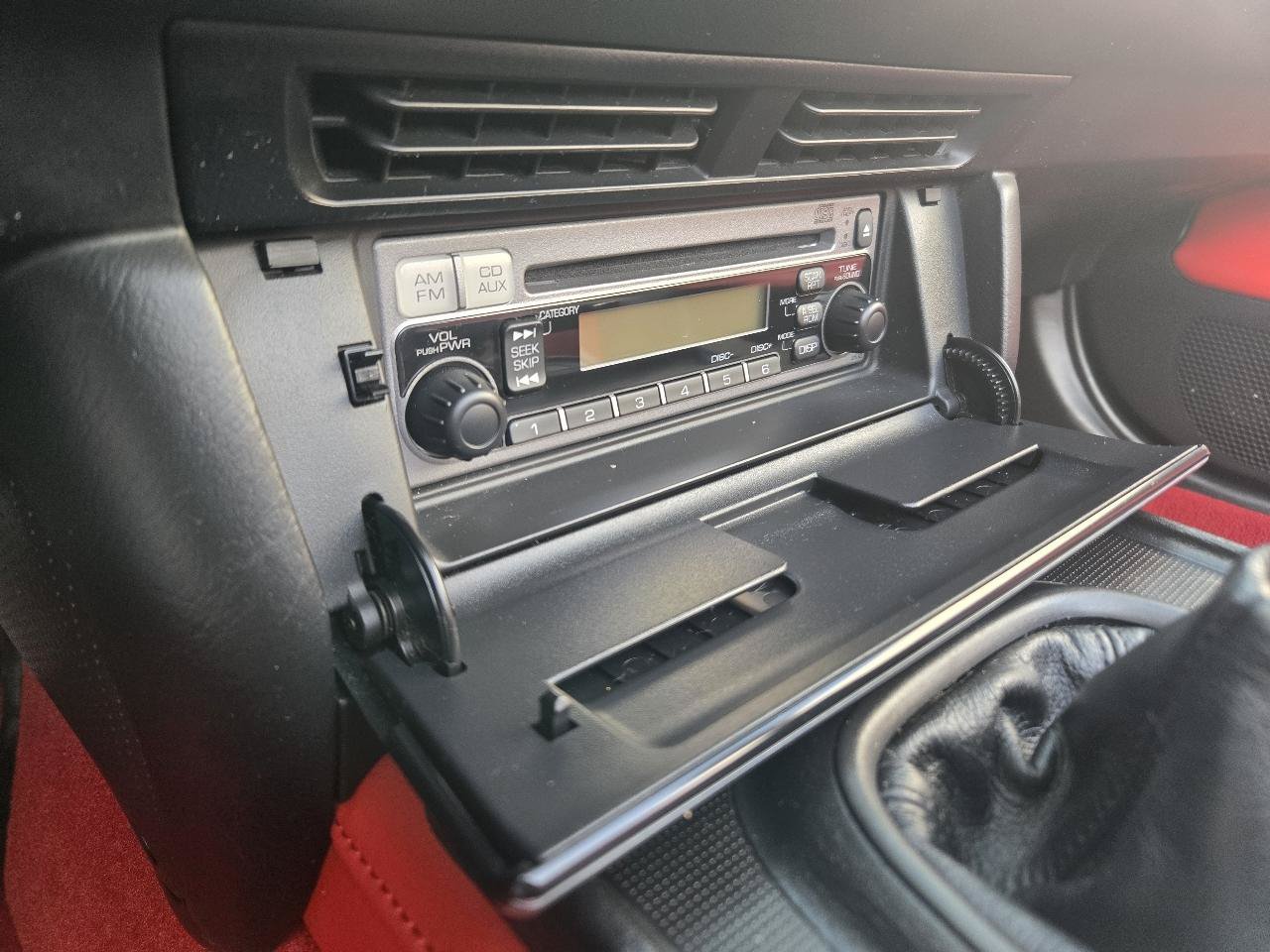 Used 2004 Honda S2000 image 42