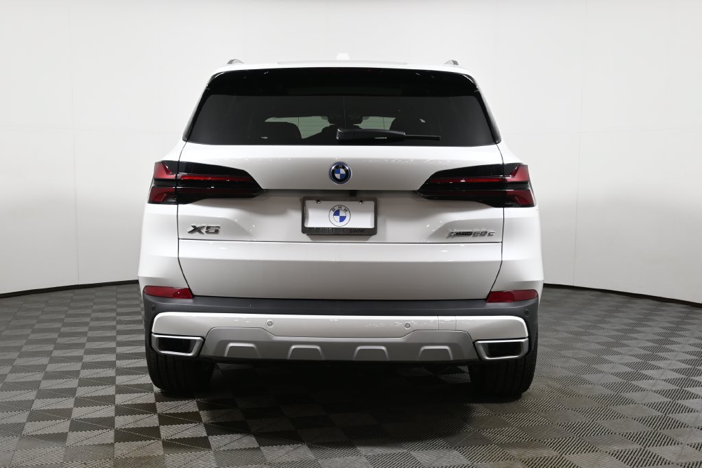 Used 2026 BMW X5 xDrive50e w/ Climate Comfort Package AWD/4WD image 6