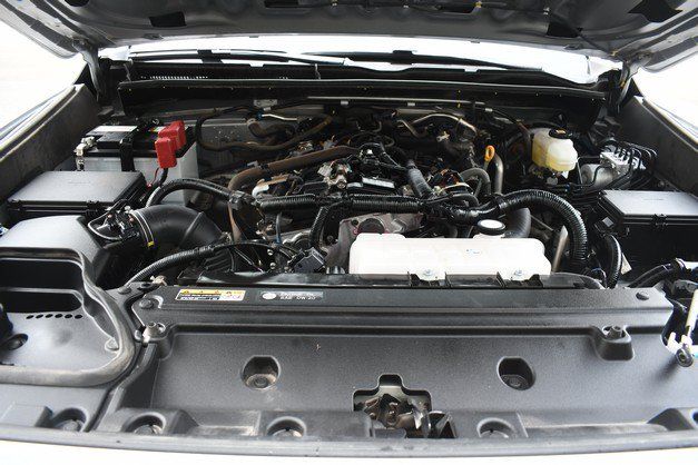 Used 2025 Toyota 4Runner SR5 AWD/4WD image 30