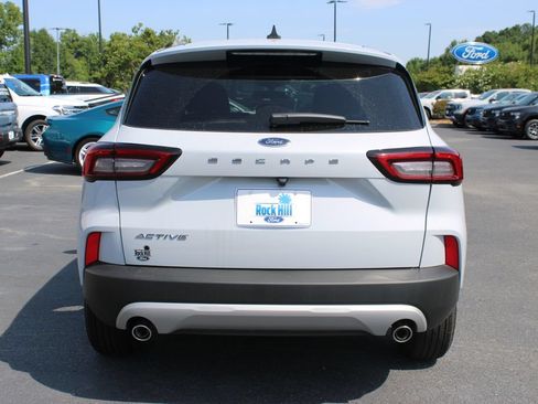 New 2026 Ford Escape Active FWD image 18