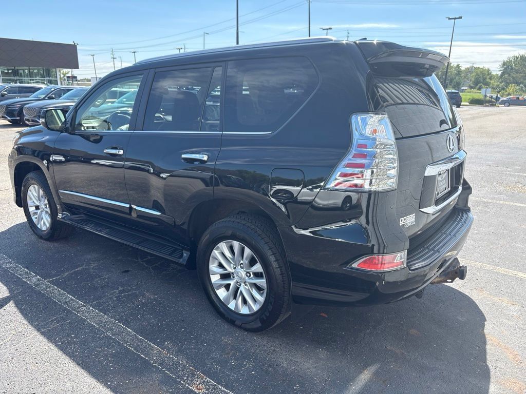 Used 2019 Lexus GX 460 Premium w/ Premium Package AWD/4WD image 3
