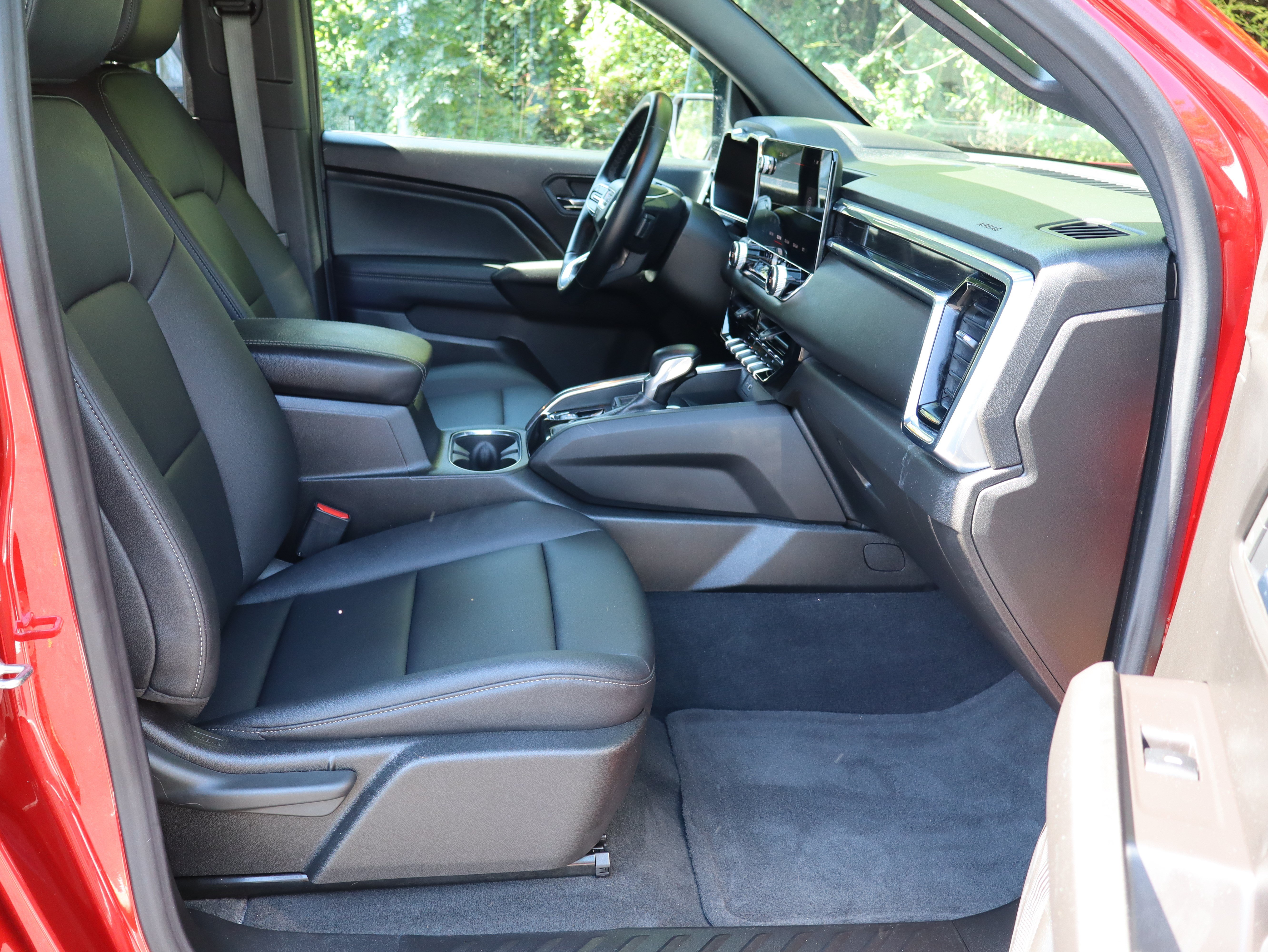 Used 2025 GMC Canyon Elevation w/ Convenience Package RWD image 31