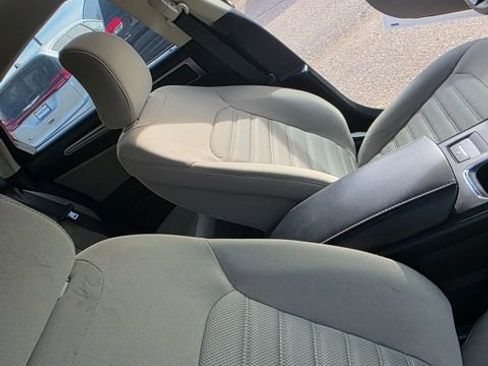 Used 2019 Ford Fusion S image 17