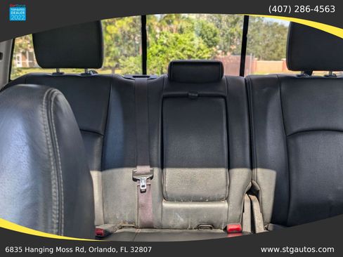 Used 2015 RAM 1500 Laramie RWD image 19