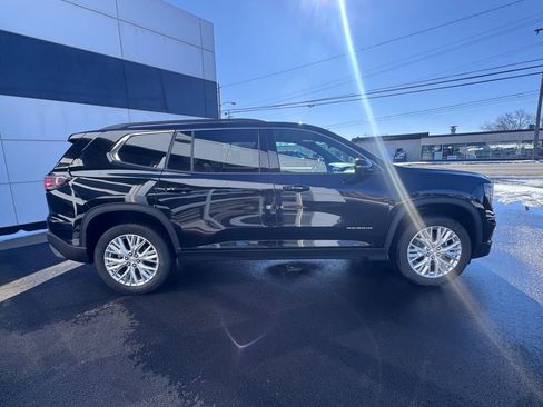 Used 2024 GMC Acadia Elevation FWD image 6