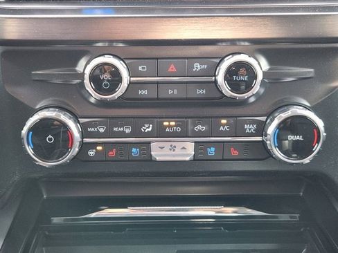 New 2026 Ford F250 Lariat w/ Black Appearance Package image 14