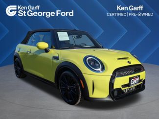Used 2023 MINI Cooper S w/ Signature Upholstery Package video 1