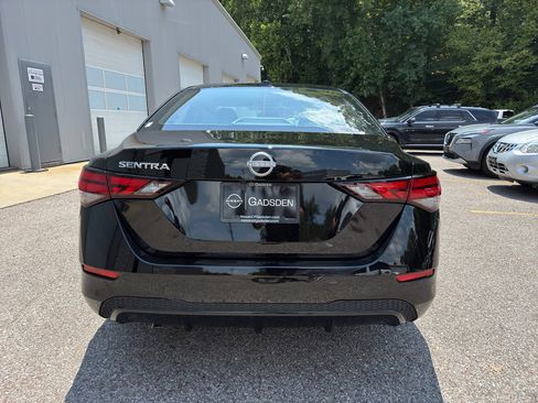 New 2025 Nissan Sentra SV w/ Lighting Package image 5