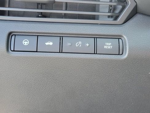 New 2026 Nissan Altima 2.5 SV w/ SV Premium Package FWD image 11