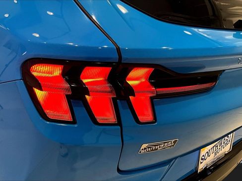 Used 2021 Ford Mustang Mach-E Premium w/ Equipment Group 301A AWD/4WD image 23