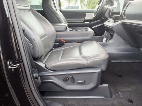 Used 2025 Ford Expedition Max Active image 11