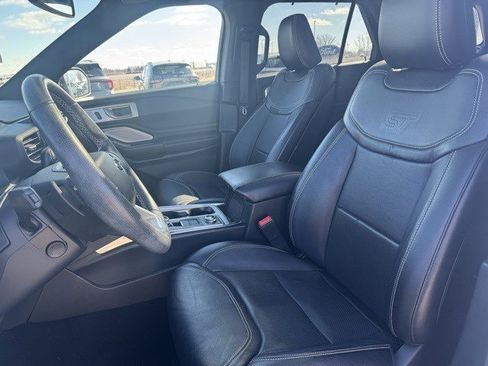 Certified 2020 Ford Explorer ST w/ ST Street Pack image 12