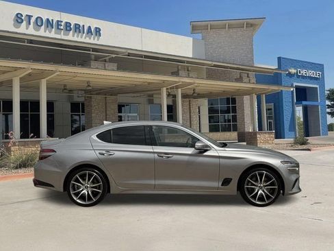 Used 2022 Genesis G70 3.3T RWD image 4