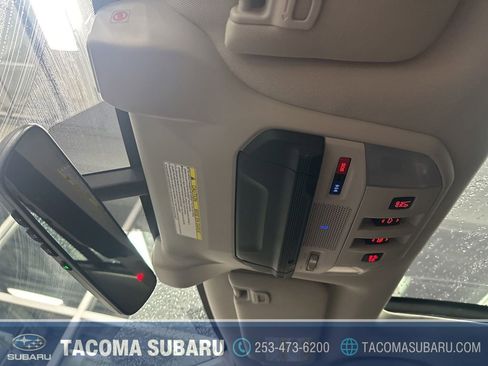 Used 2022 Subaru Ascent Limited w/ Technology Package image 20