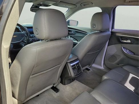 Used 2018 Chevrolet Impala LT w/ LT Convenience Package FWD image 14