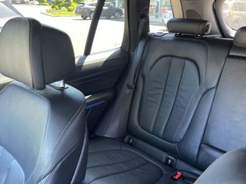 Used 2020 BMW X5 xDrive40i w/ M Sport Package AWD/4WD image 8