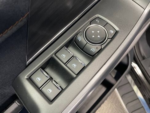 New 2025 Ford F150 Lariat w/ Equipment Group 501A Mid image 16