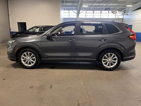 Used 2025 Honda CR-V EX image 6
