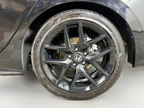 Used 2024 Honda Civic Sport image 28