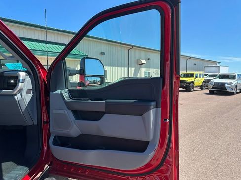 Used 2024 Ford F250 XLT w/ XLT Premium Package AWD/4WD image 29