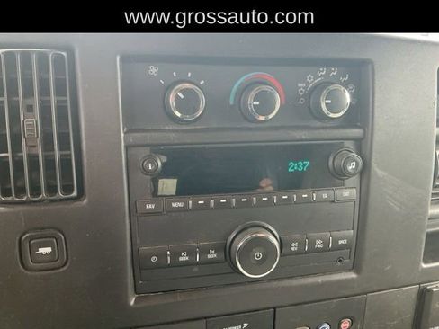 Used 2016 Chevrolet Express 3500 Extended RWD image 19