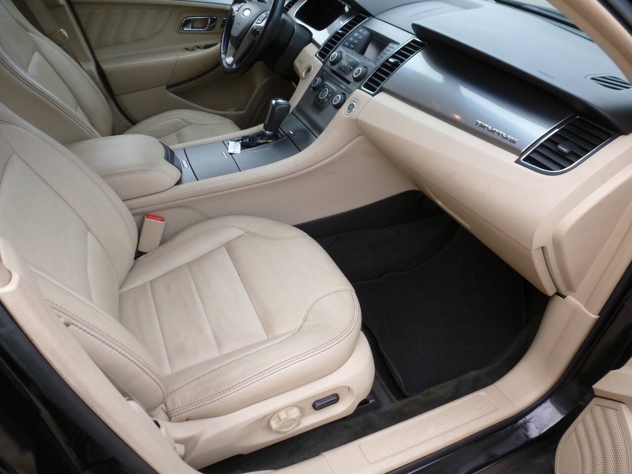 Used 2013 Ford Taurus SEL AWD/4WD image 11