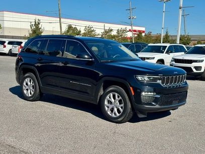 Certified 2022 Jeep Grand Cherokee Limited w/ Trailer Tow Prep Group (B)