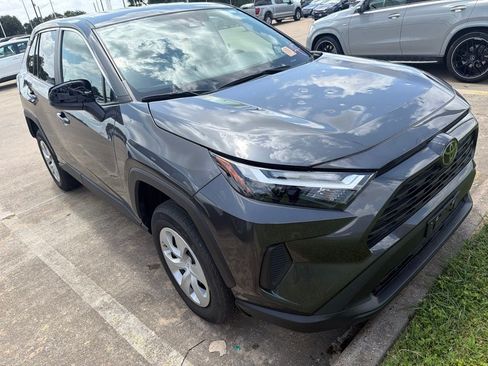 Used 2025 Toyota RAV4 LE FWD image 6