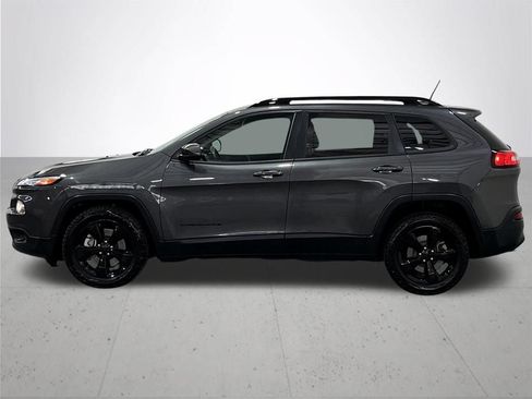 Used 2016 Jeep Cherokee Latitude FWD image 15
