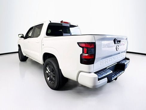 New 2025 Nissan Frontier SV w/ SV Convenience Package image 7
