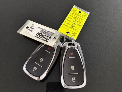 Used 2020 Chevrolet Equinox LS w/ LS Convenience Package image 29