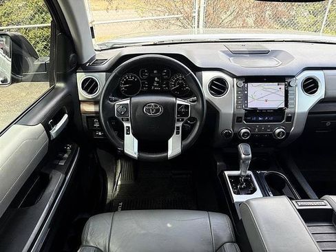 Used 2021 Toyota Tundra Limited w/ Limited Premium Package AWD/4WD image 41