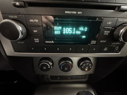 Used 2010 Dodge Nitro SE image 23