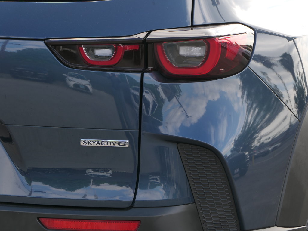 Used 2025 MAZDA CX-50 AWD 2.5 S w/ Preferred Package image 4