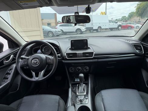 Used 2016 MAZDA MAZDA3 i Sport w/ Preferred Equipment Package FWD image 5