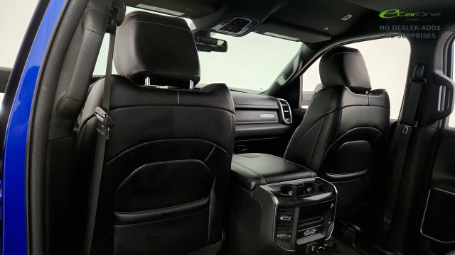 Used 2019 RAM 1500 Laramie w/ Sport Appearance Package AWD/4WD image 42