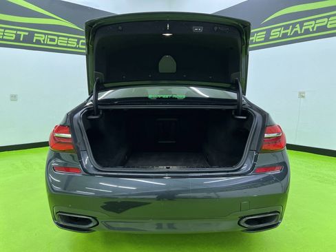 Used 2017 BMW 750i xDrive AWD/4WD image 9