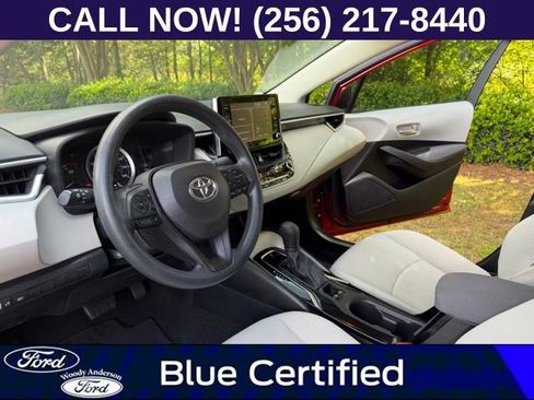 Used 2021 Toyota Corolla LE w/ LE Premium Package FWD image 9