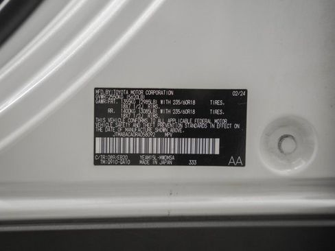 Used 2024 Toyota bZ4X XLE image 38