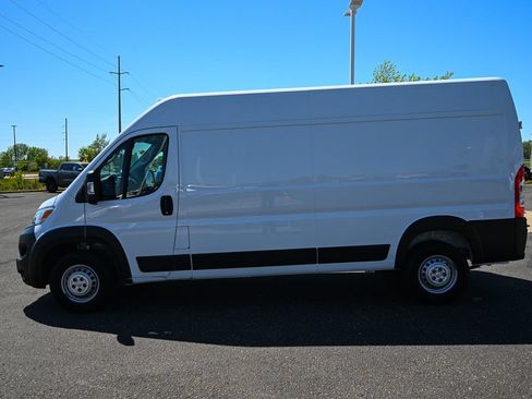 Used 2025 RAM ProMaster 3500 w/ Convenience Group FWD image 8