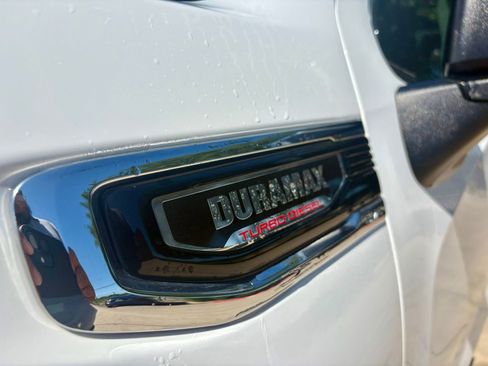 Used 2023 GMC Sierra 1500 SLT w/ X31 Off-Road Package AWD/4WD image 10
