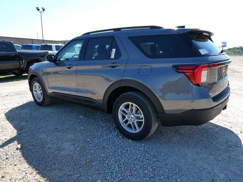 New 2026 Ford Explorer Active AWD/4WD image 8