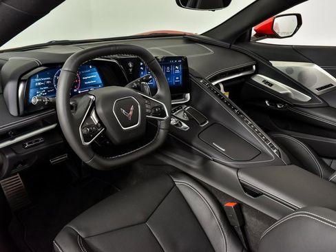 Used 2024 Chevrolet Corvette Stingray Preferred Cpe w/ 2LT image 4