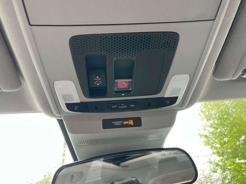 Used 2023 Honda Accord EX image 32