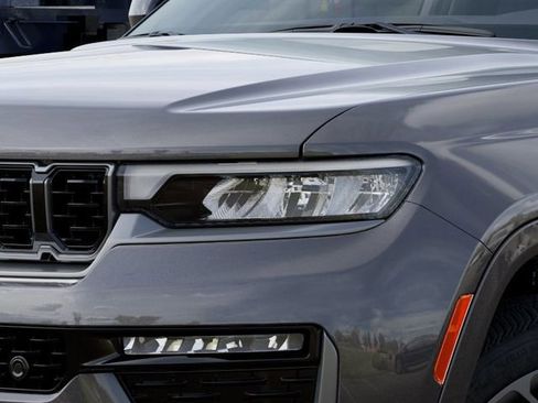 New 2026 Jeep Grand Cherokee L Summit AWD/4WD image 10