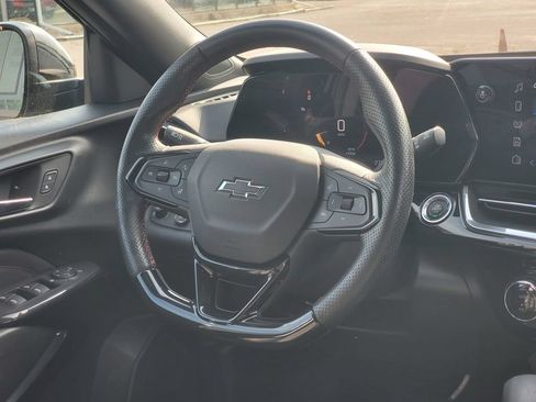 Used 2024 Chevrolet Trax RS w/ Driver Confidence Package FWD image 24