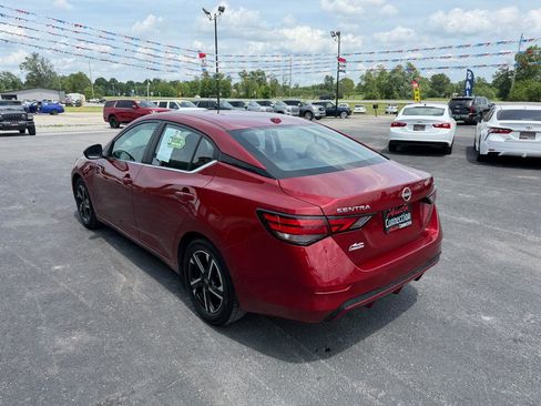 Used 2024 Nissan Sentra SV FWD image 6