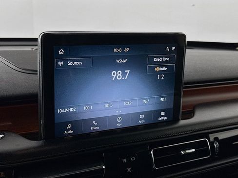 Used 2020 Lincoln Aviator Reserve w/ Equipment Group 202A AWD/4WD image 17